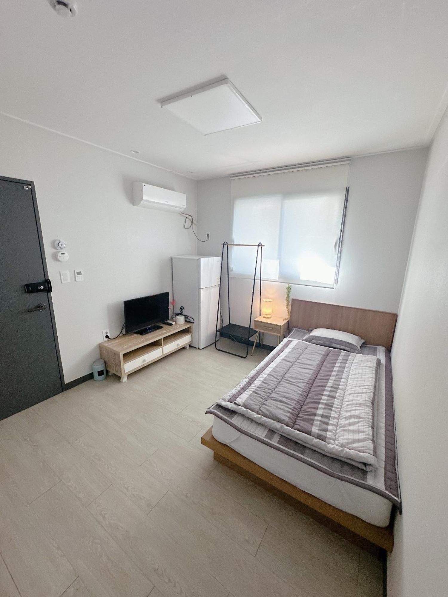 Yolo House Hotel Incheon Buitenkant foto